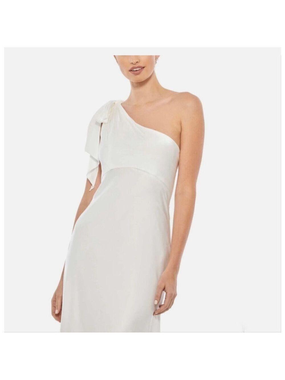 Women's Ieena for Mac Duggal White Dress Size 4